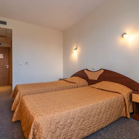 Hotel Adamo 3*