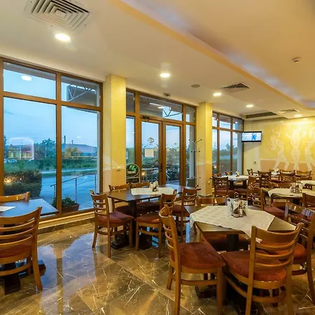 Adamo Hotel