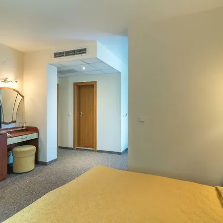 Hotel Adamo 3*