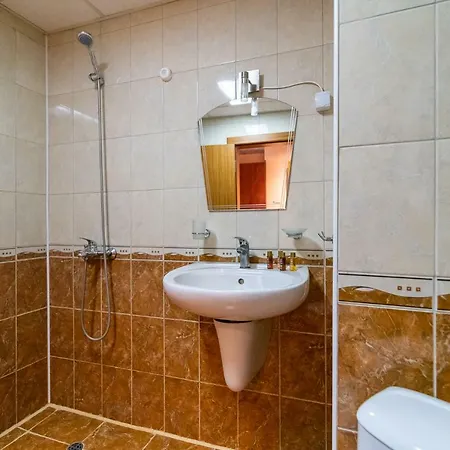 Hotel Adamo 3*